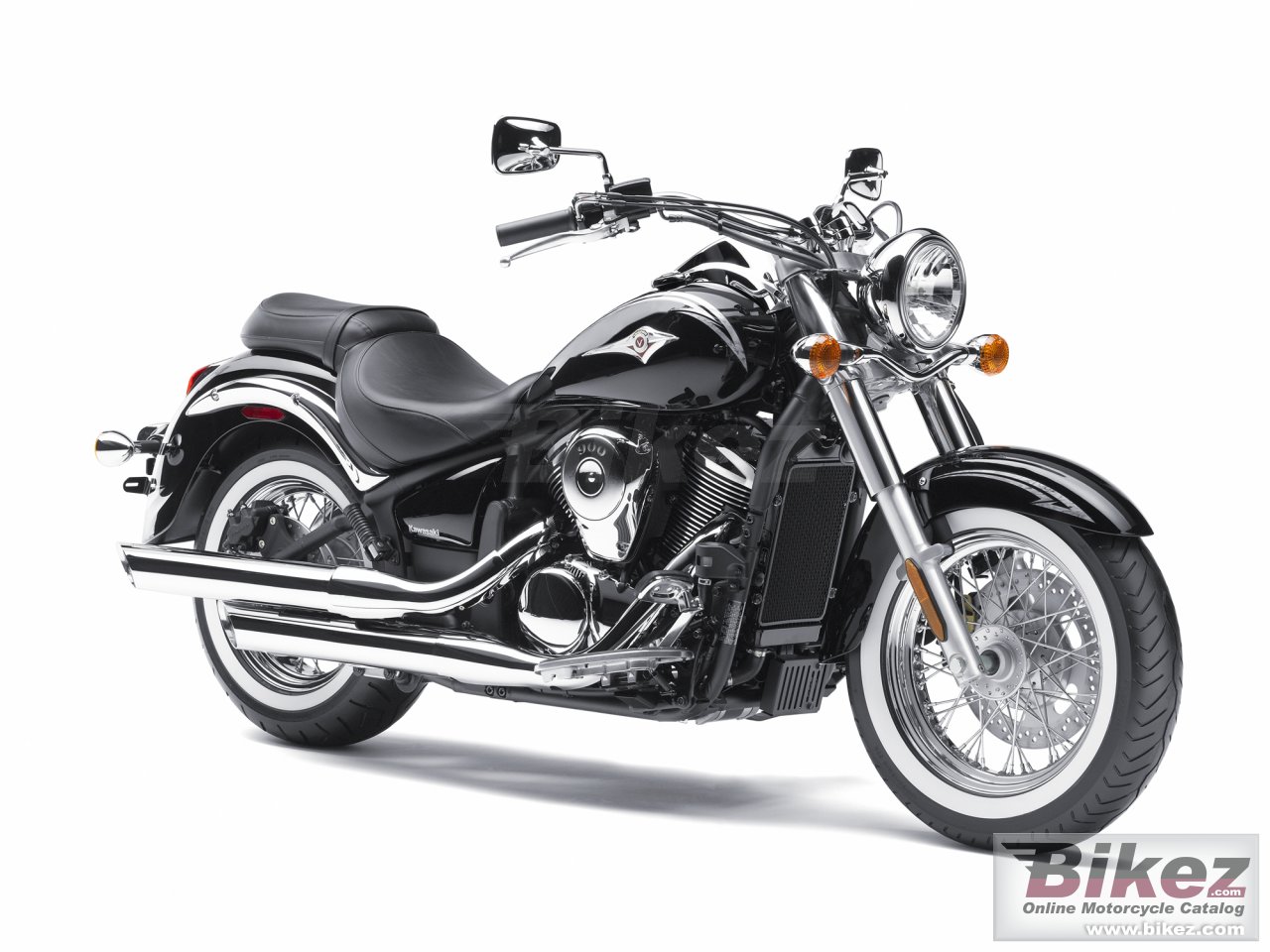 Big Kawasaki vulcan 900 classic se picture and wallpaper from Bikez.com